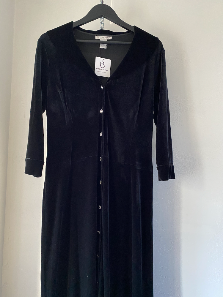 newport news 90s lunar eclipse dress