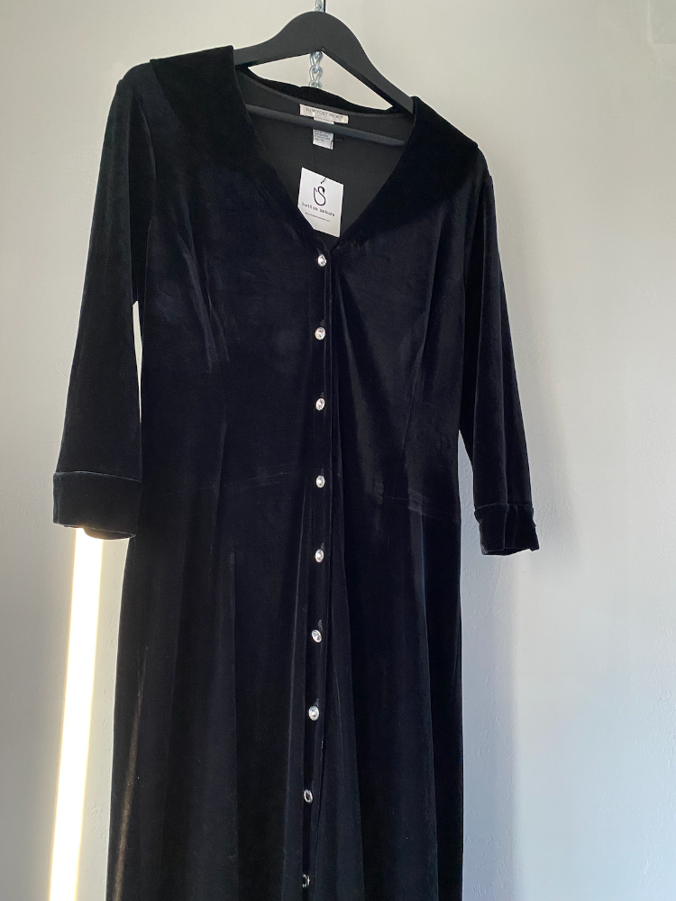 newport news 90s lunar eclipse dress