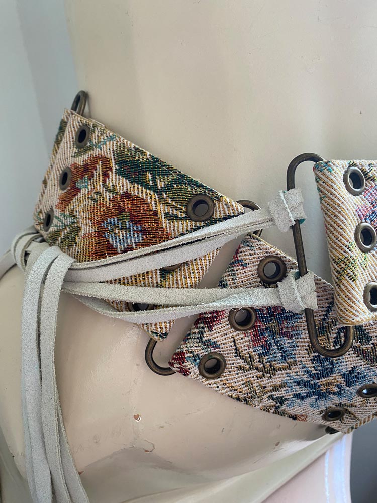 newport news floral tapestry y2k belt