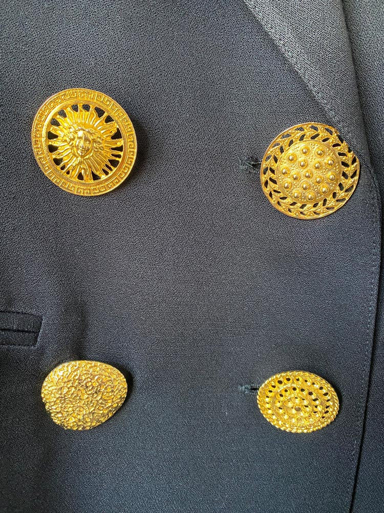 caché black and gold power suit set