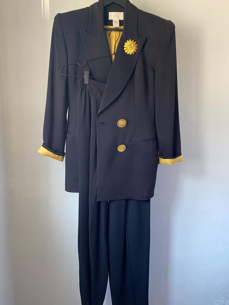 caché black and gold power suit set