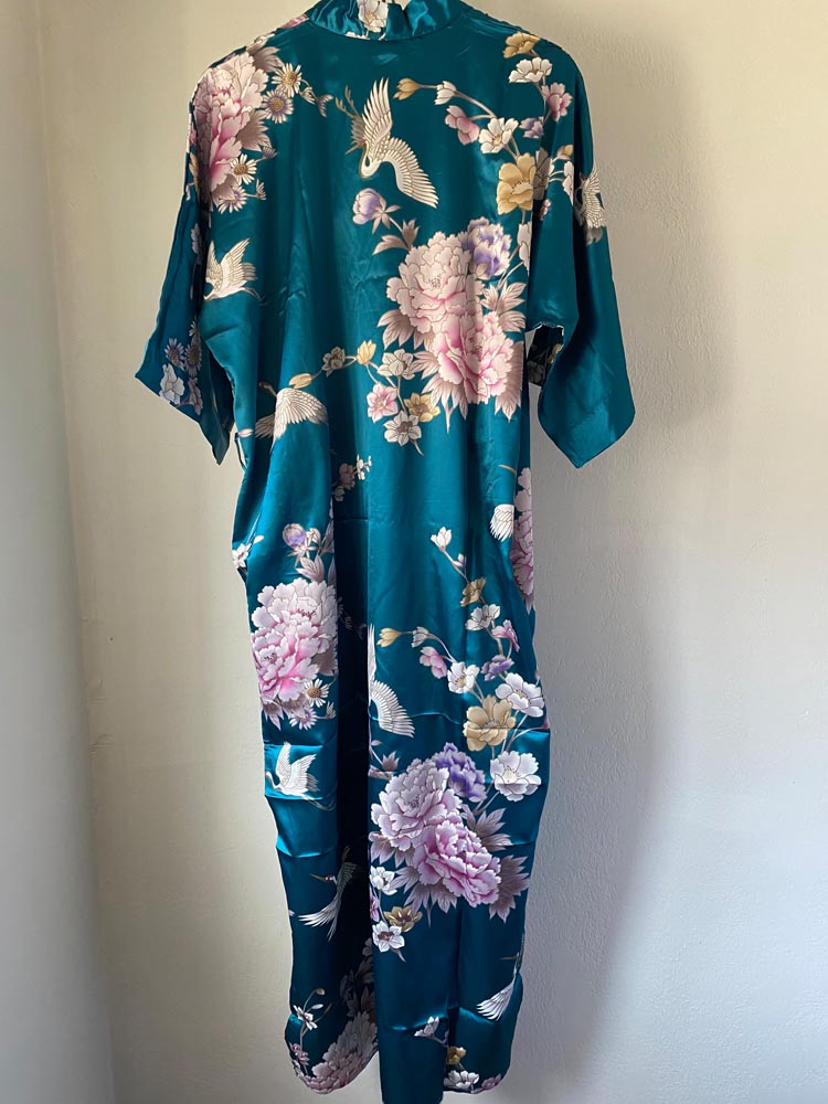 old shanghai classic crane kimono robe NWT