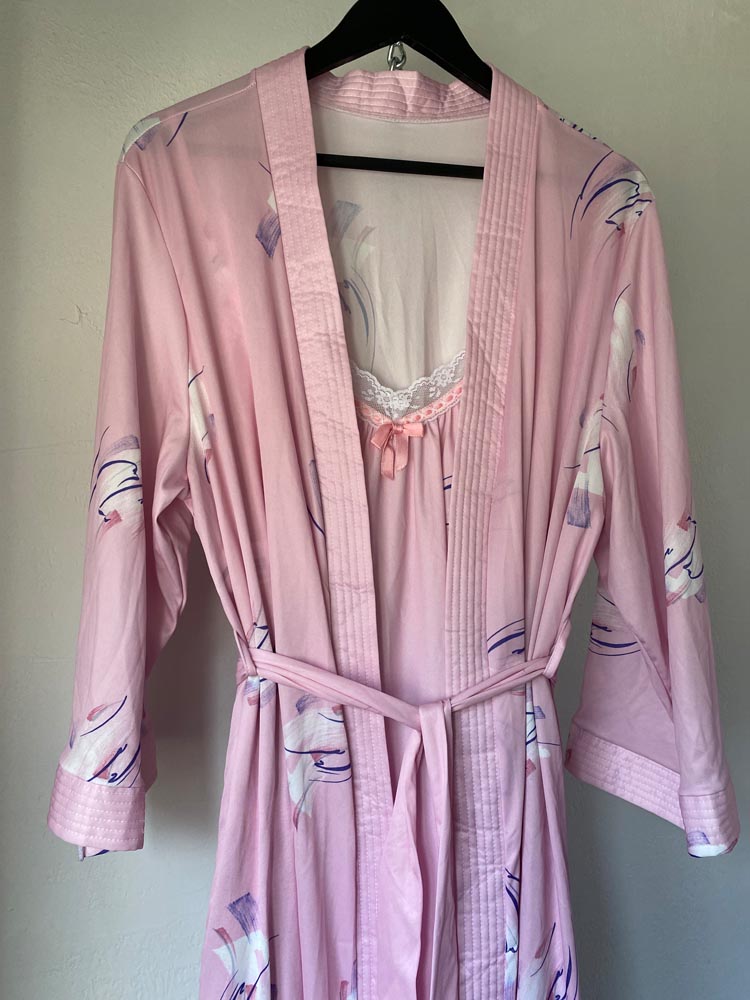odyssey by avon 2-piece robe set
