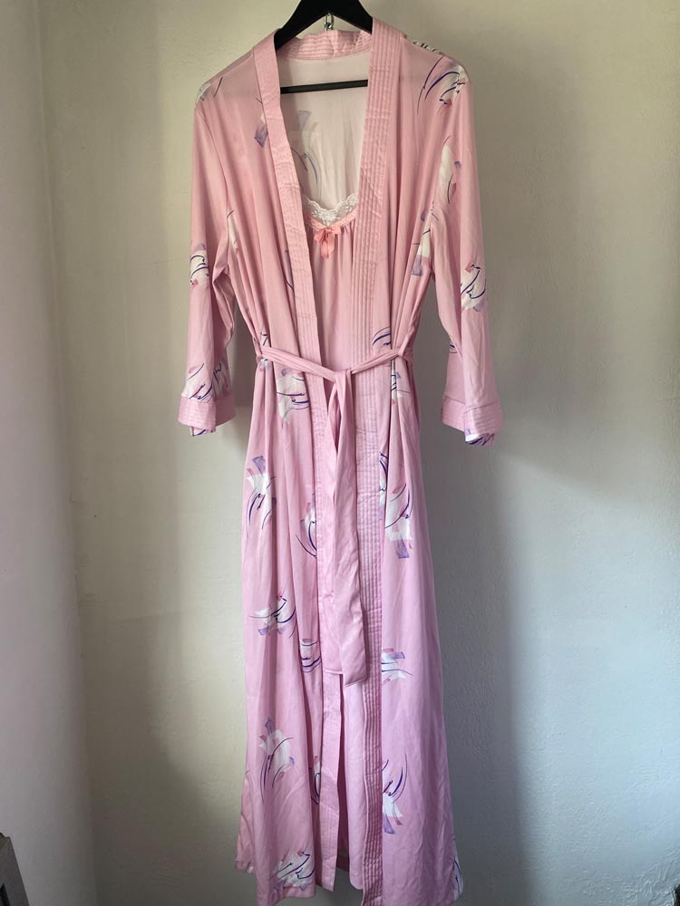 odyssey by avon 2-piece robe set
