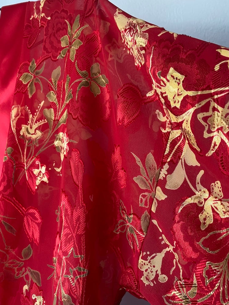 cali dynasty red and gold desire robe NWT